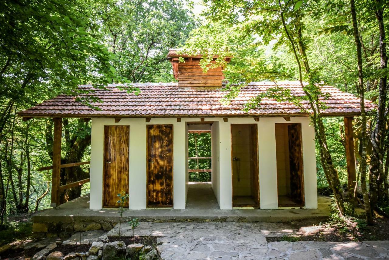 Hotel Camp Divlja Rijeka Hum Exteriér fotografie